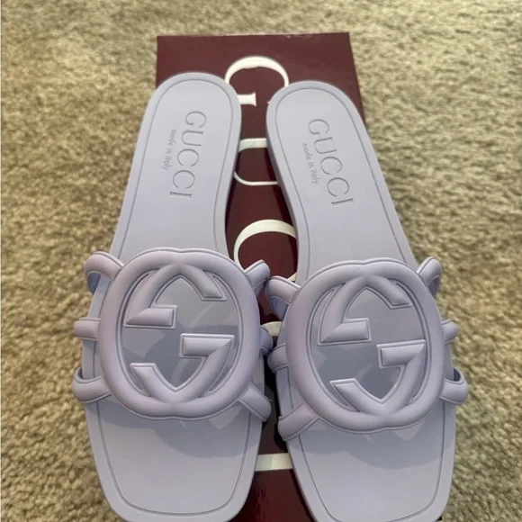 Gucci Light Purple Logo Slide Sandals - Picture 1 of 8